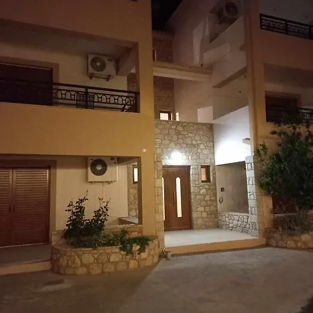 Apartament Sophie's Sunny Spot 3 *