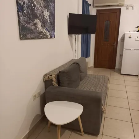 Sophie's Sunny Spot 3 Apartamento Yefira
