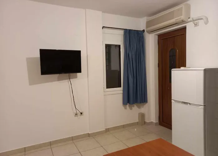 Sophie's Sunny Spot 3